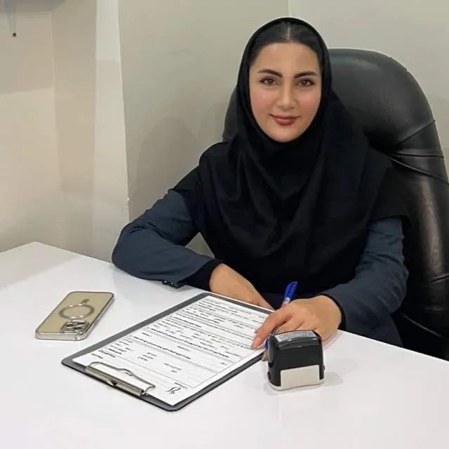 فریبا نیک پوروردوق کارشناس علوم تغذیه