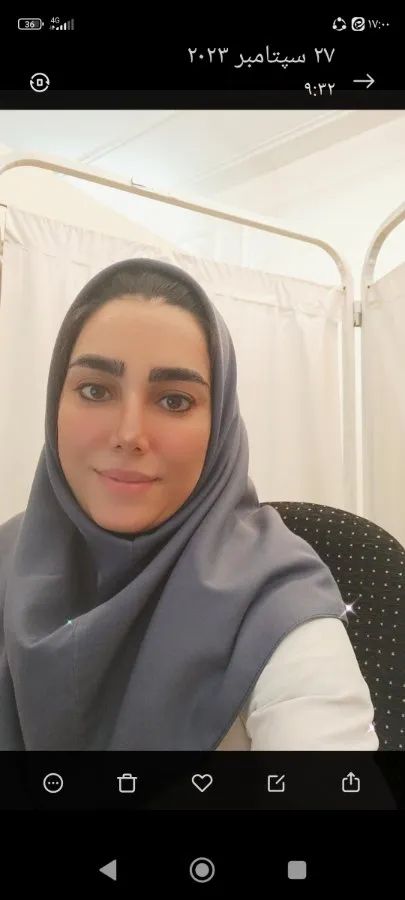 هاجر خرمی کارشناس مامایی