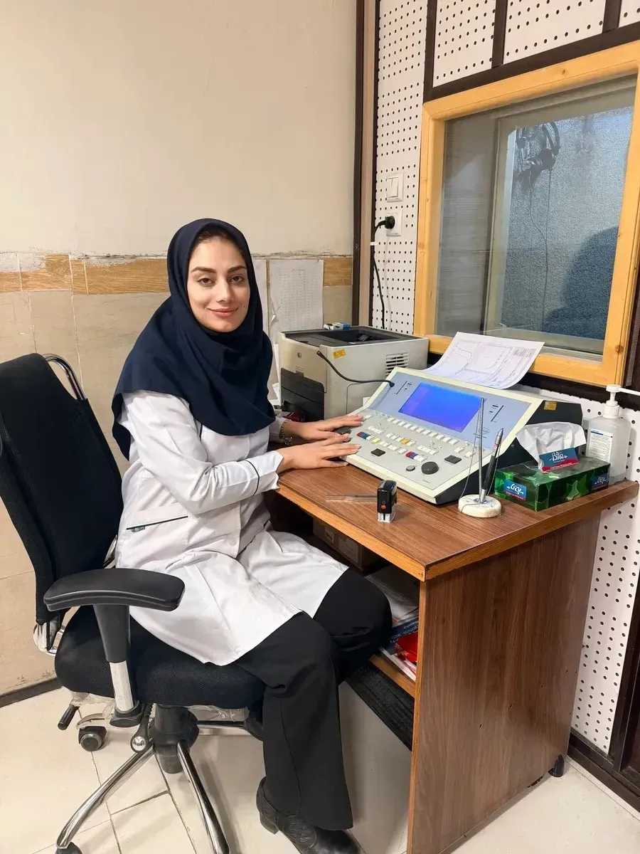 سیده زهرا فخرحسینی ارزیابی شنوایی | تست عفونت| سمعک  | درد گوش | وزوز گوش | سرگیجه | تربیت شنیداری