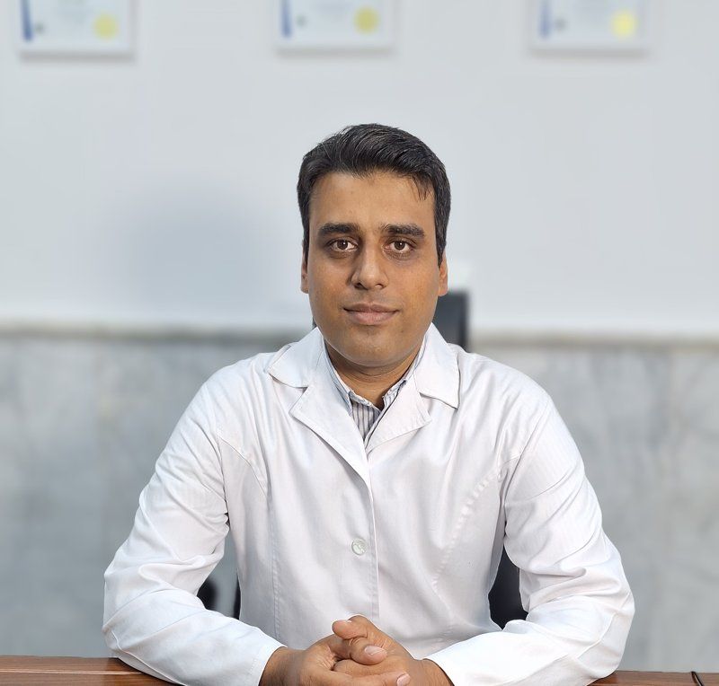 دکتر فرهاد میری
