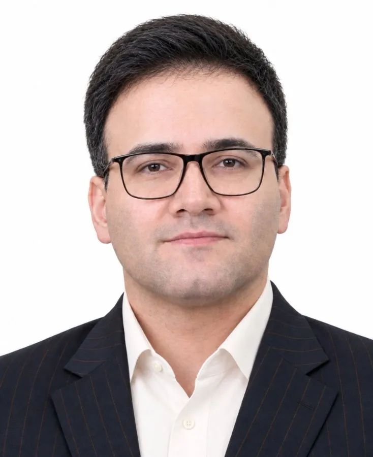 امیرحسین زارع پور متخصص کودکان