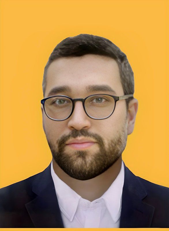 دکتر میلاد فولادگر