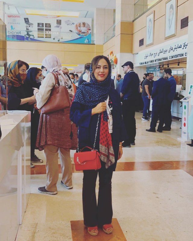 دکتر شیرین جاویدی هلان