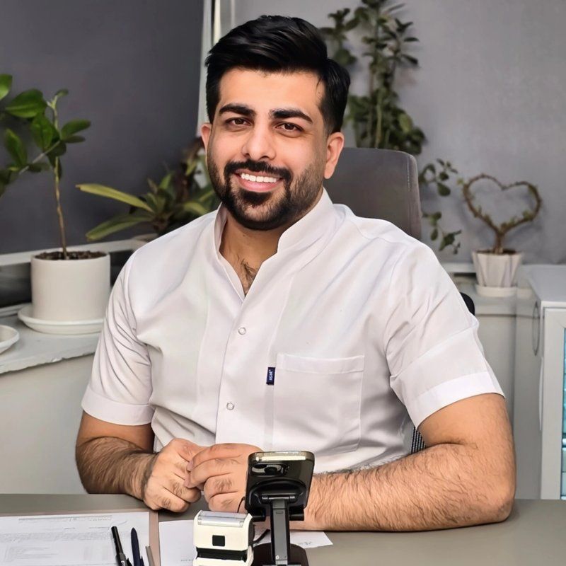 دکتر شهاب نیک اردکانی