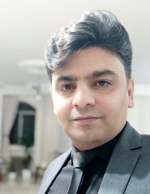 دکتر صلاح الدین نادری