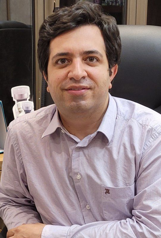 دکتر بابک احدی