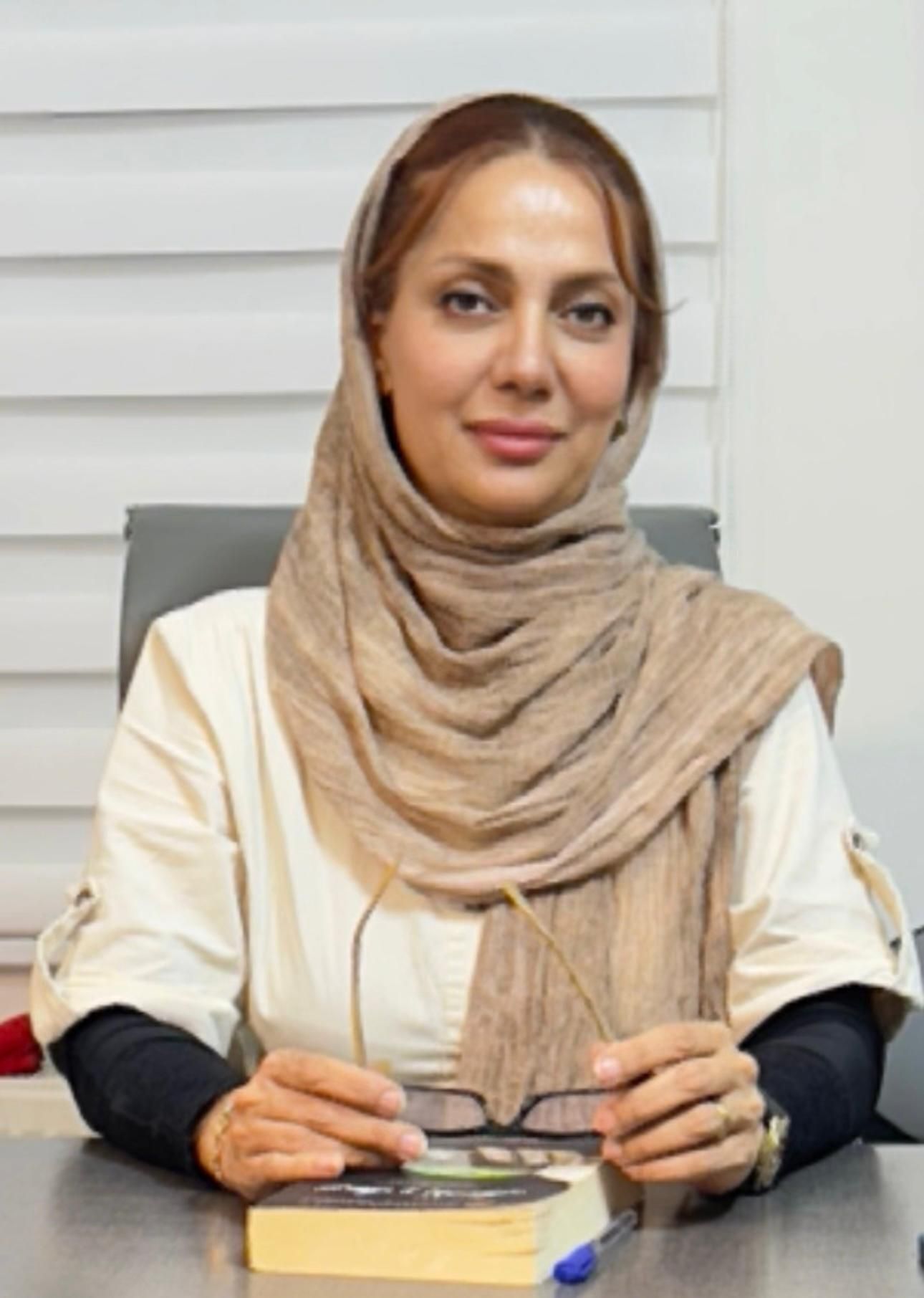 دکتر افسانه علیزاده