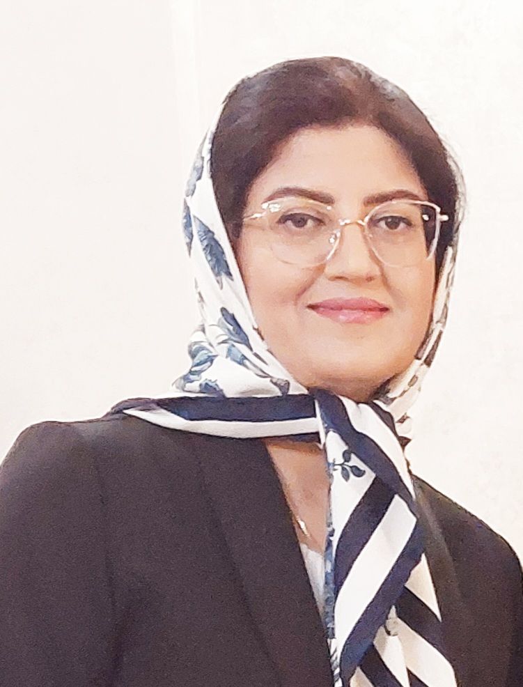 دکتر آتنا رمضانی
