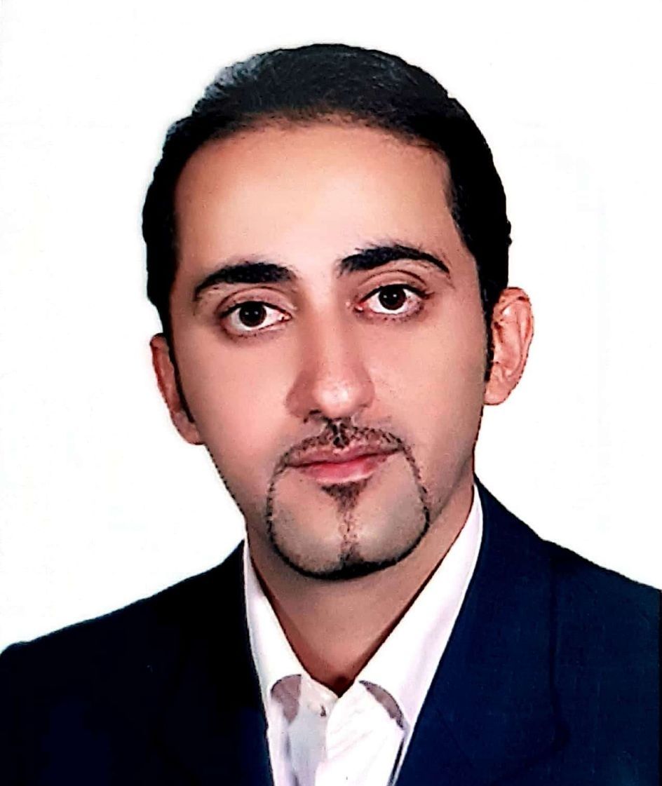 دکتر  