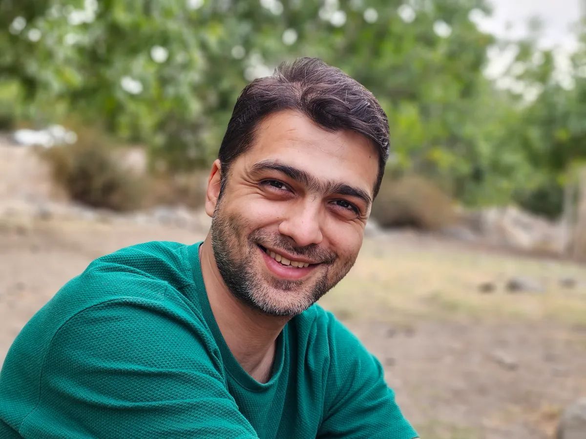 حسین مزیدی کارشناس فیزیوتراپی