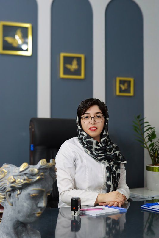 دکتر سارا ملکارا