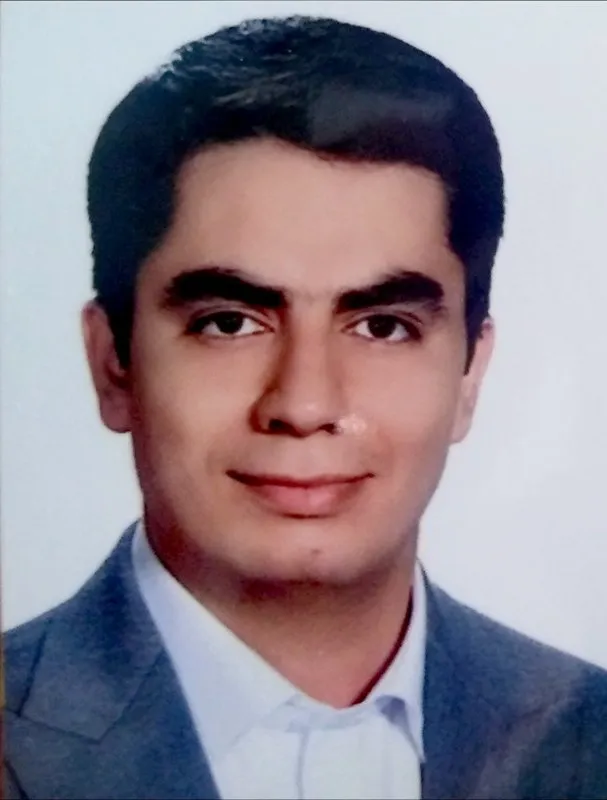 دکتر مصطفی نعمتی زاد رزیدنت جراح و چشم پزشک بیمارستان فارابی