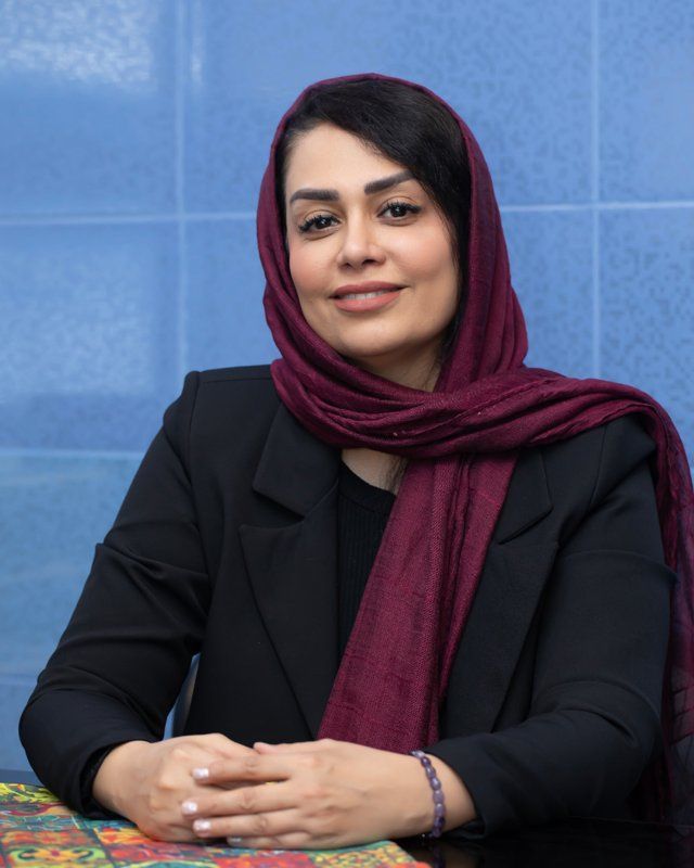 دکتر سکینه هادی زاده تثبیتی