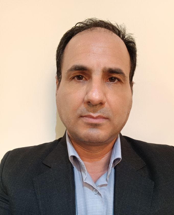 دکتر احمد آقائی میبدی متخصص جراحی کلیه و مجاری ادراری تناسلی
