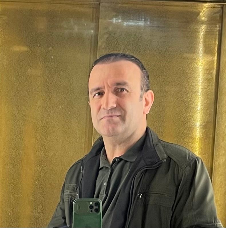 دکتر حامد واعظ زاده