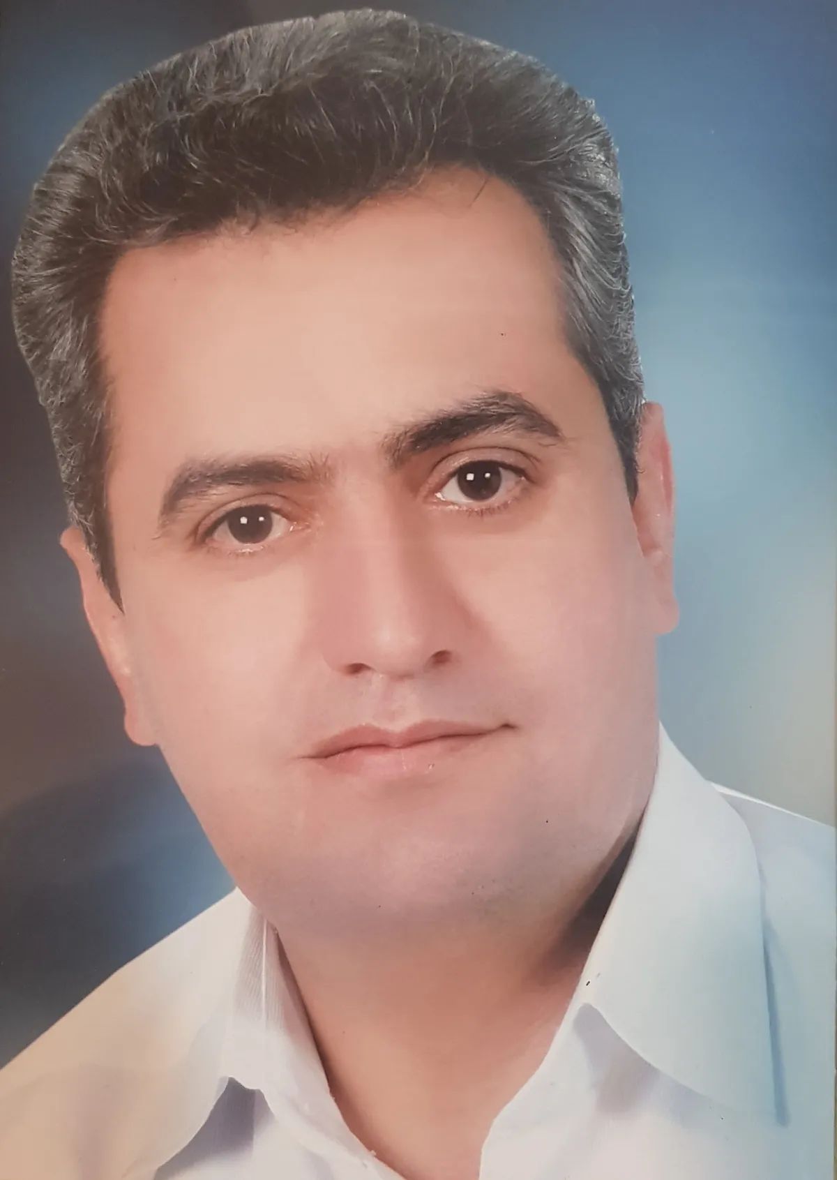 دکتر عزیزاله قنبری متخصص روانپزشکی
