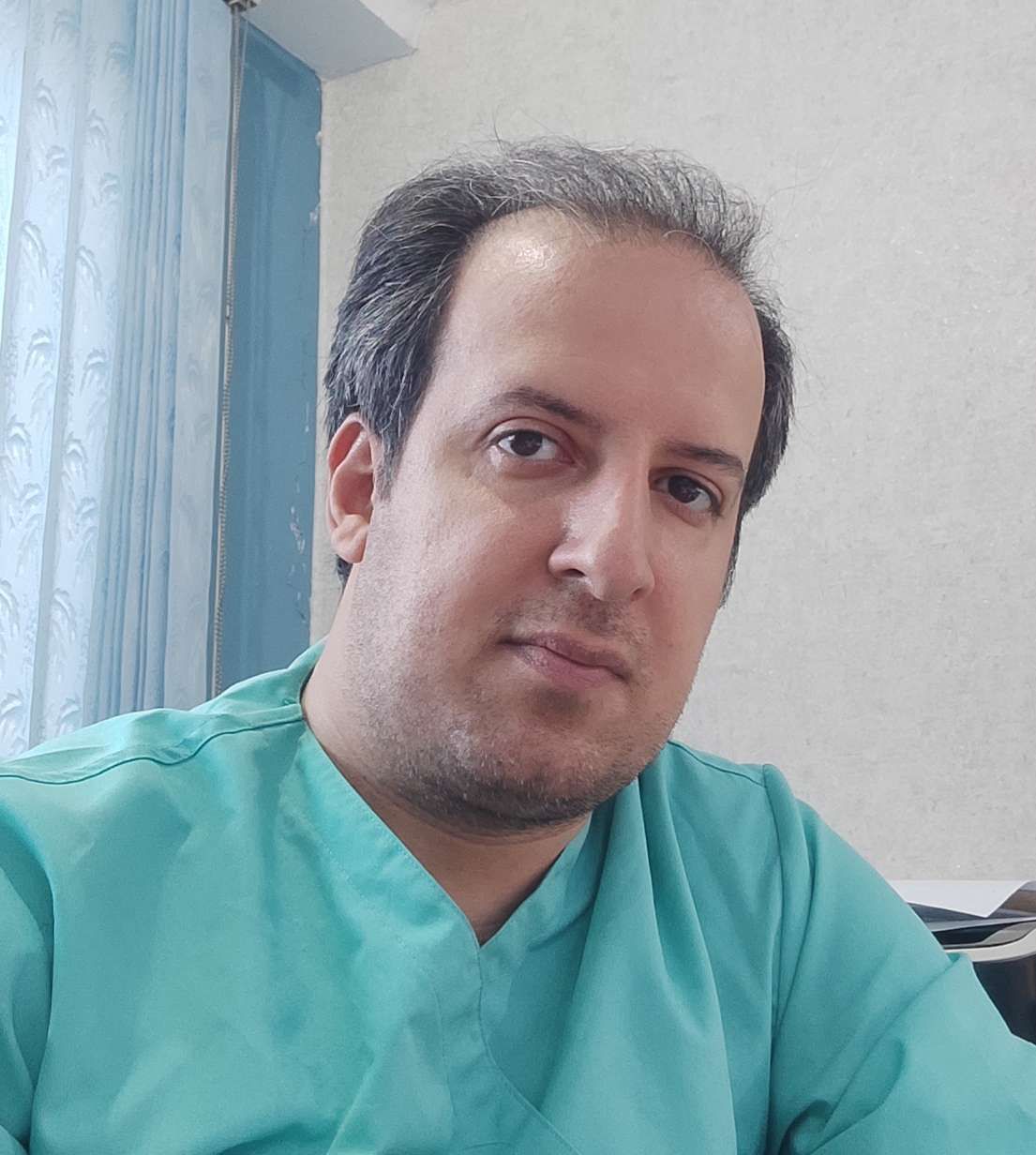 دکتر احد محمدزاد