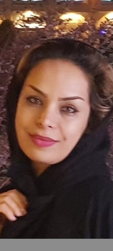 دکتر سمیه فرزام نیا متخصص بیماری‌های داخلی با ۲۱ سال تجربه و معدل برتر پزشکی عمومی دانشگاه شهید بهشتی تهران
