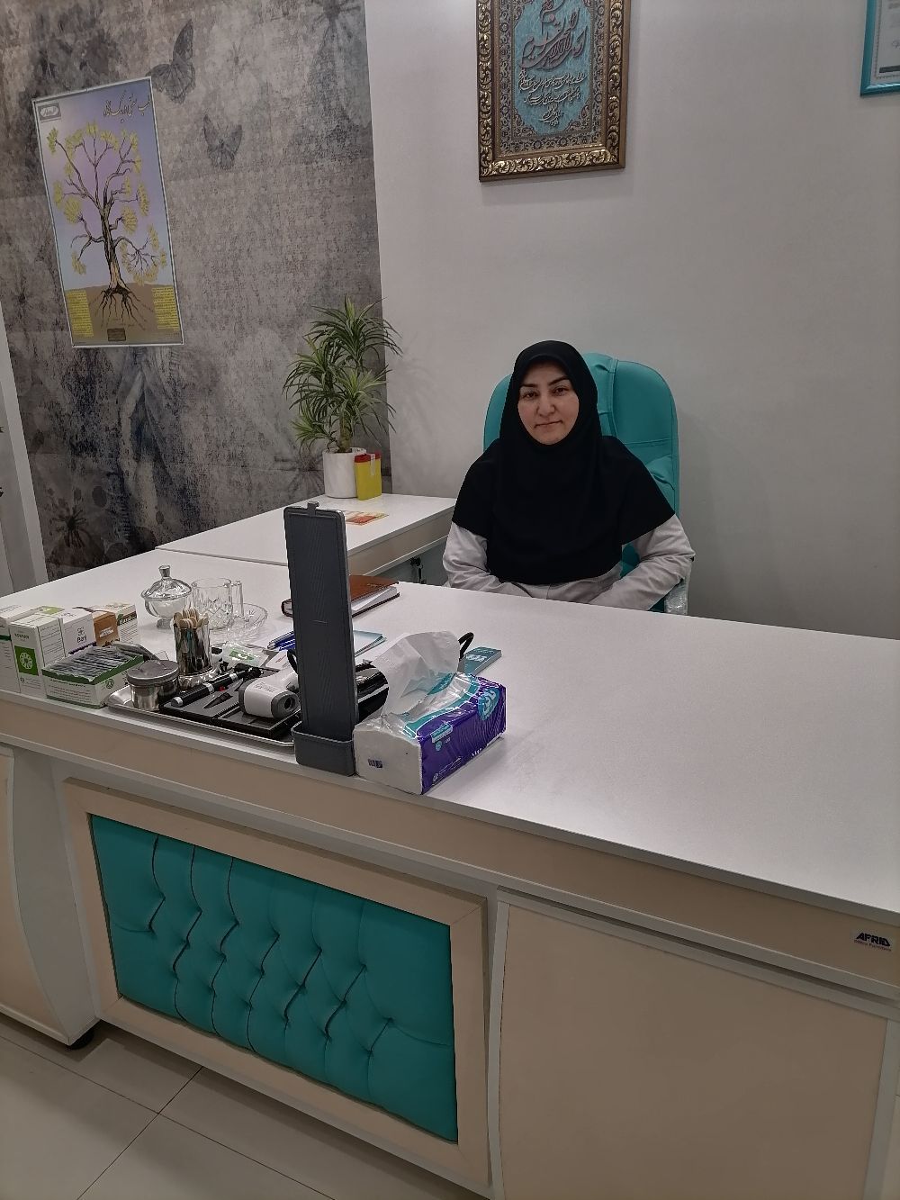 دکتر حمیده خرم پژوه