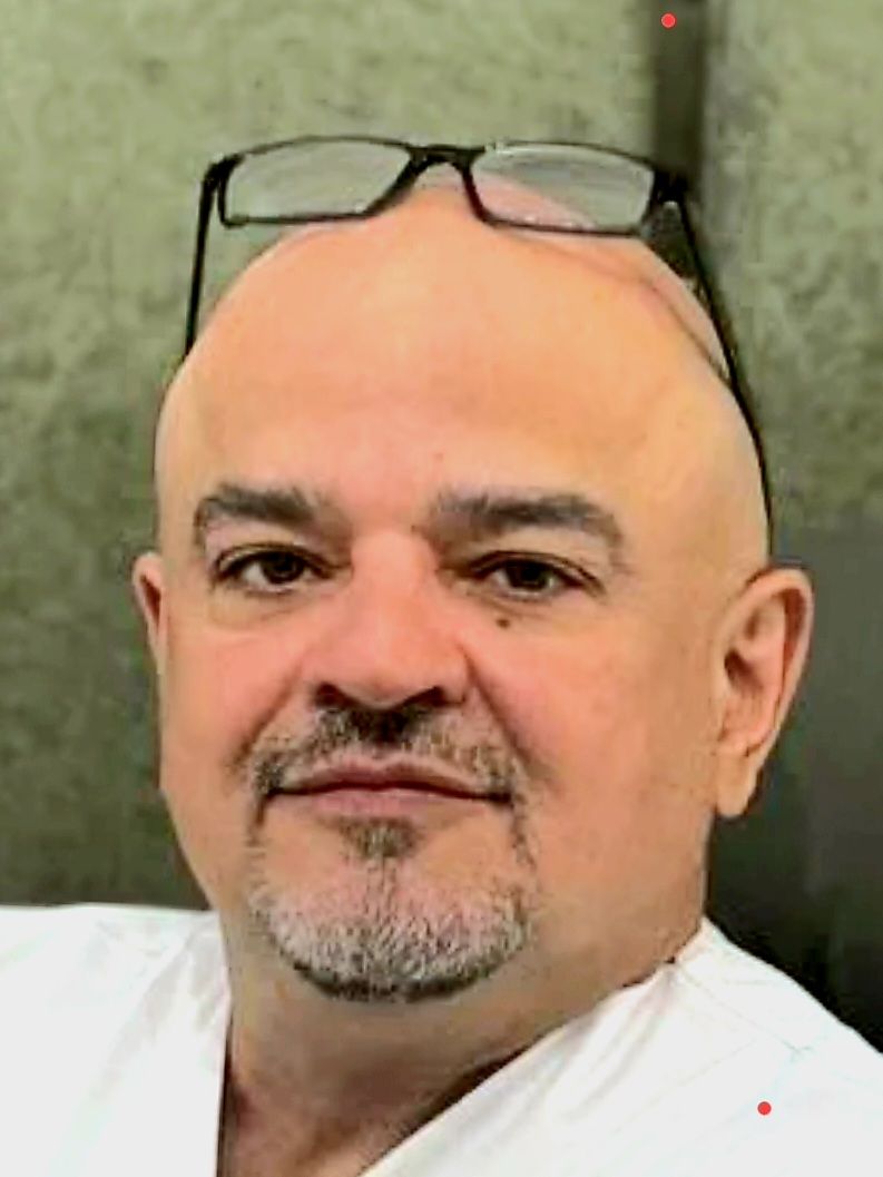 دکتر رضا آقاجانی دکترای پزشکی