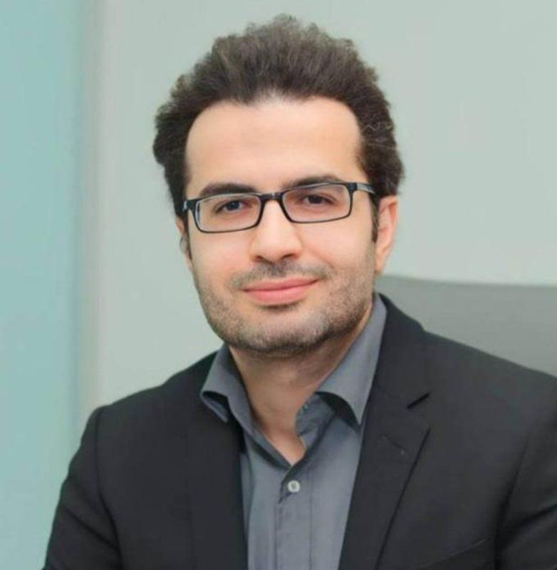 دکتر محمدحسن شاه وردی دارای بورد تخصصی پوست، مو و زیبایی