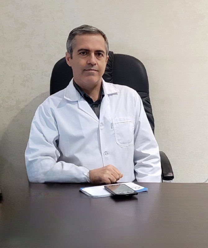 دکتر مصطفی رئیسی