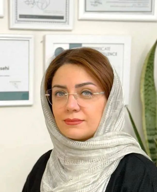 سمر ناصحی کارشناس ارشد بینایی سنجی