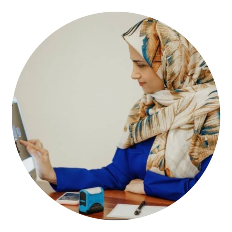 دکتر شقایق زاهدپاشا