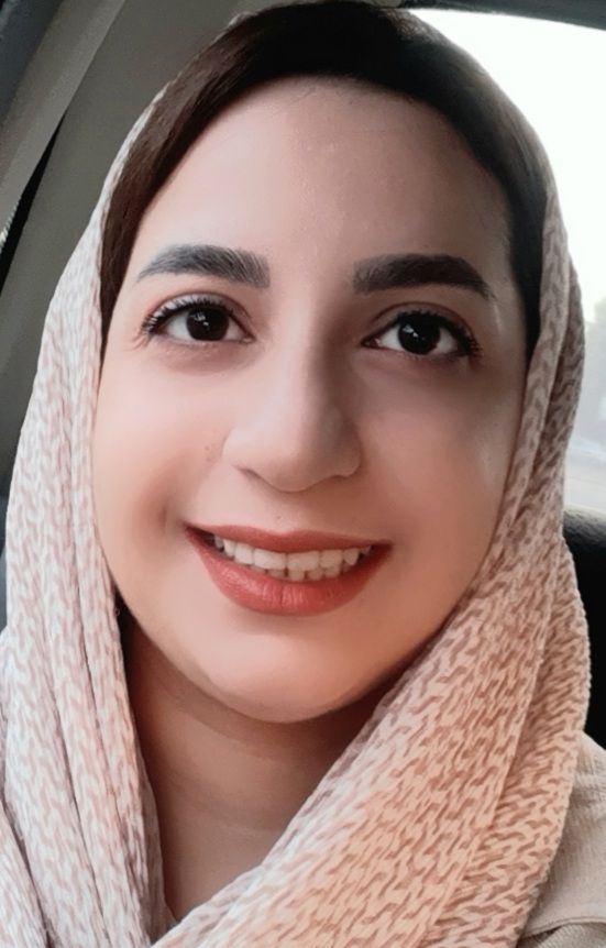 زهرا صنعتی فیروز کارشناس مامایی