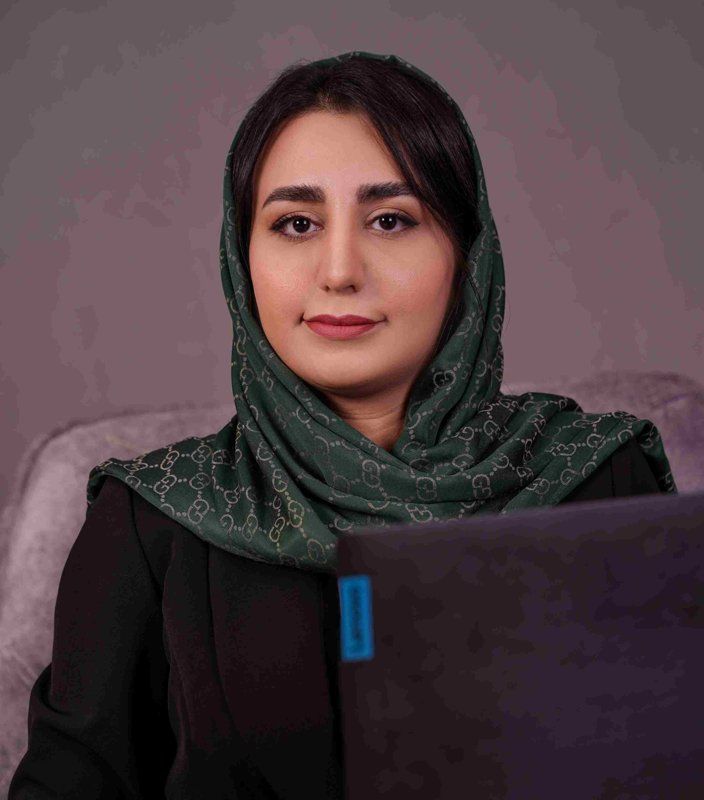 دکتر مژده آزور