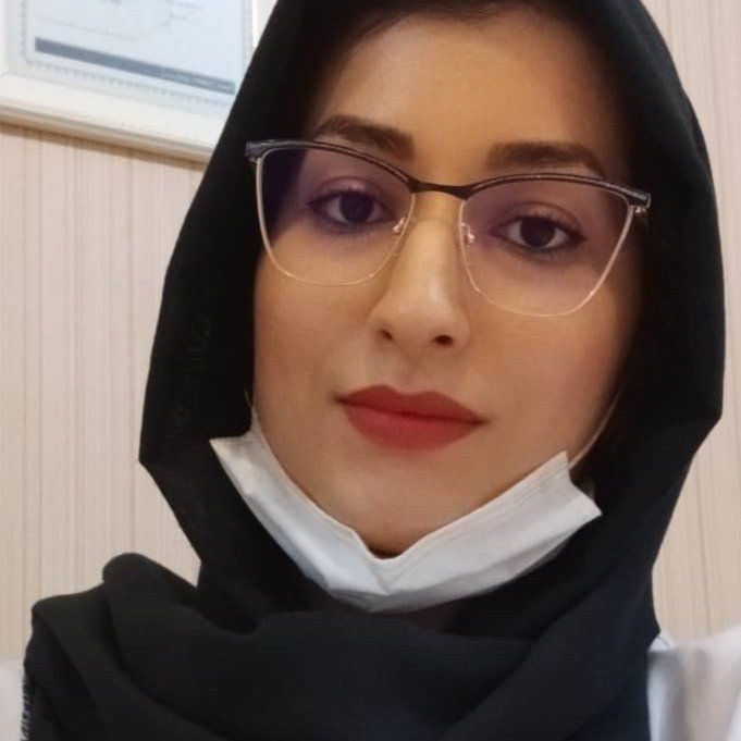 دکتر فاطمه كاوياني کارشناسی مامایی