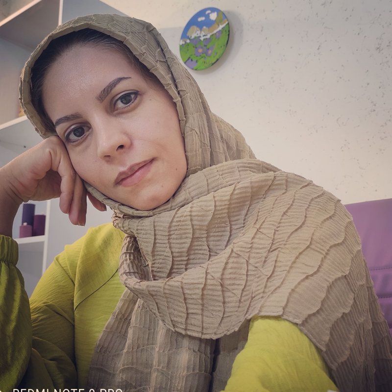 دکتر حمیده کاظمی متخصص بیماری‌های کودکان نوزادان و نوجوانان دارای رتبه برتر دانشنامه تخصصی کودکان