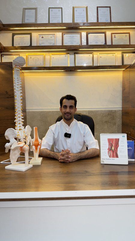 دکتر جواد باقری