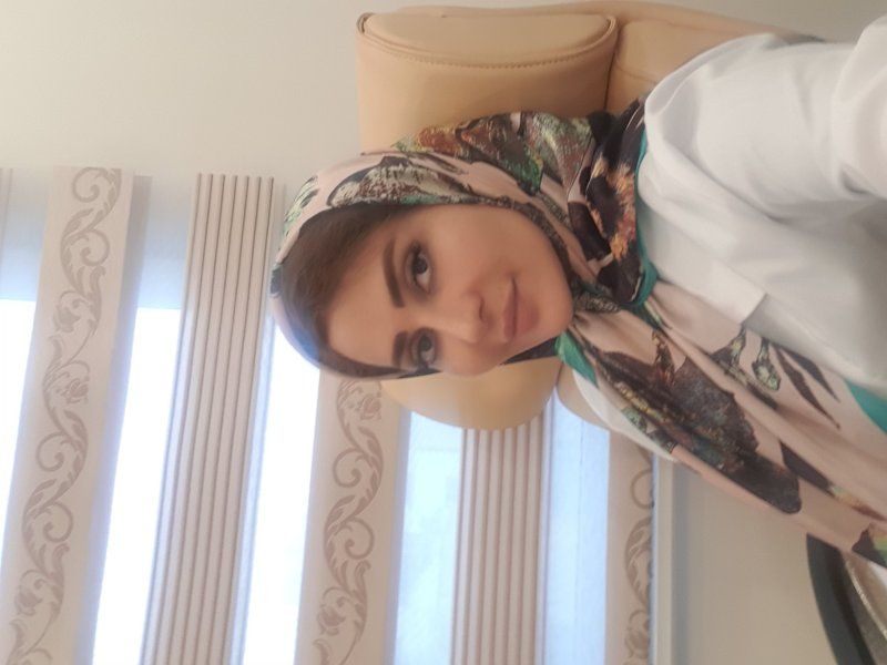 دکتر آزاده زاهدی فر