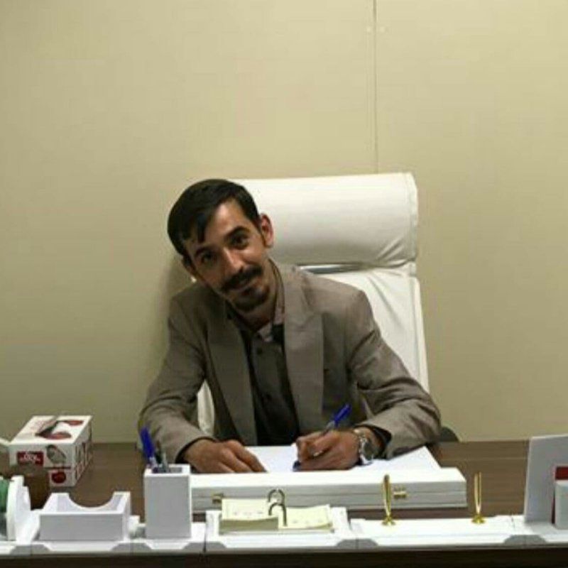 دکتر  