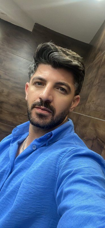دکتر حمزه کمری نیا