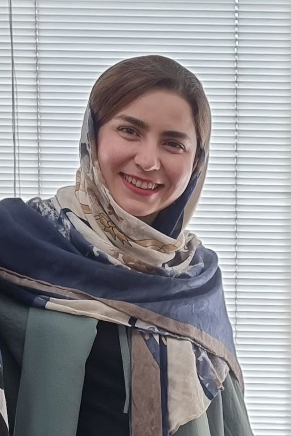 دکتر سیده نسیم نیک نژاد متخصص بیماریهای پوست