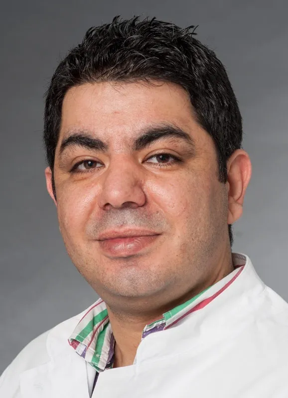 دکتر پیمان کاغذیان