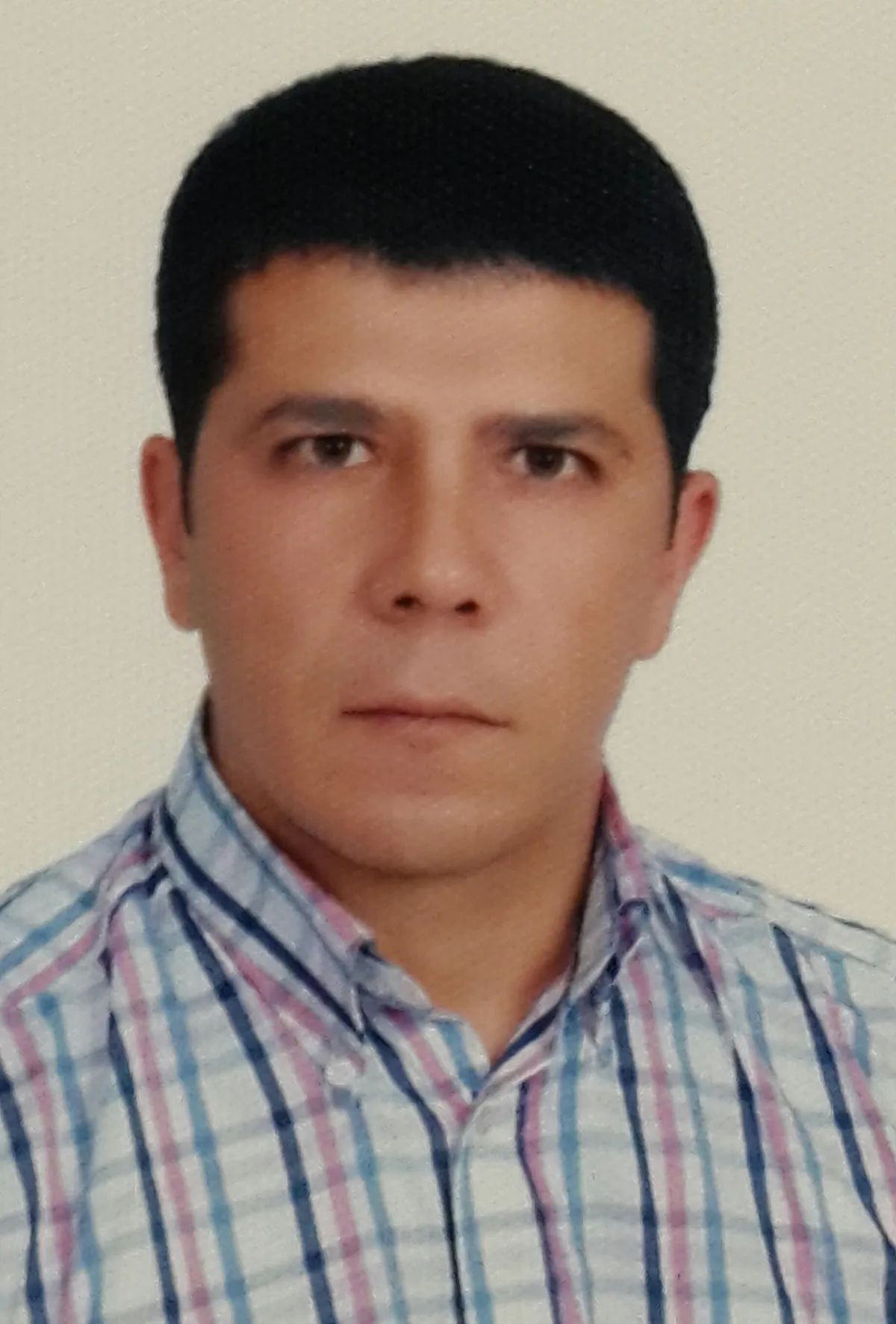 دکتر افشین معززی کلانتری دکترای دندانپزشکی
