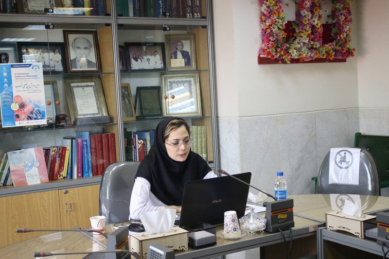 دکتر آناهیتا رزاقیان