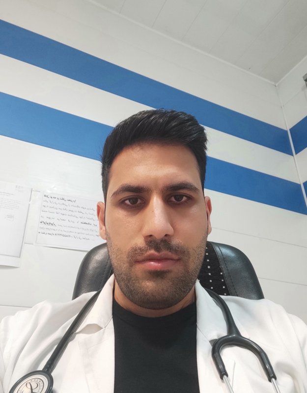 دکتر عباس رضائی زاده جراح و متخصص گوش و حلق و بینی وجراحی پلاستیک بینی