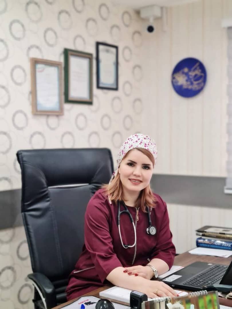 دکتر گلناز نمازی متخصص بیماری‌های قلب و عروق، دارای بورد تخصصی