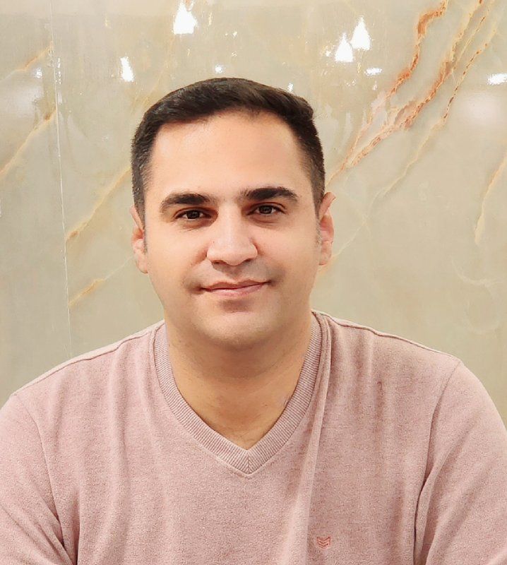دکتر پژمان اکبری