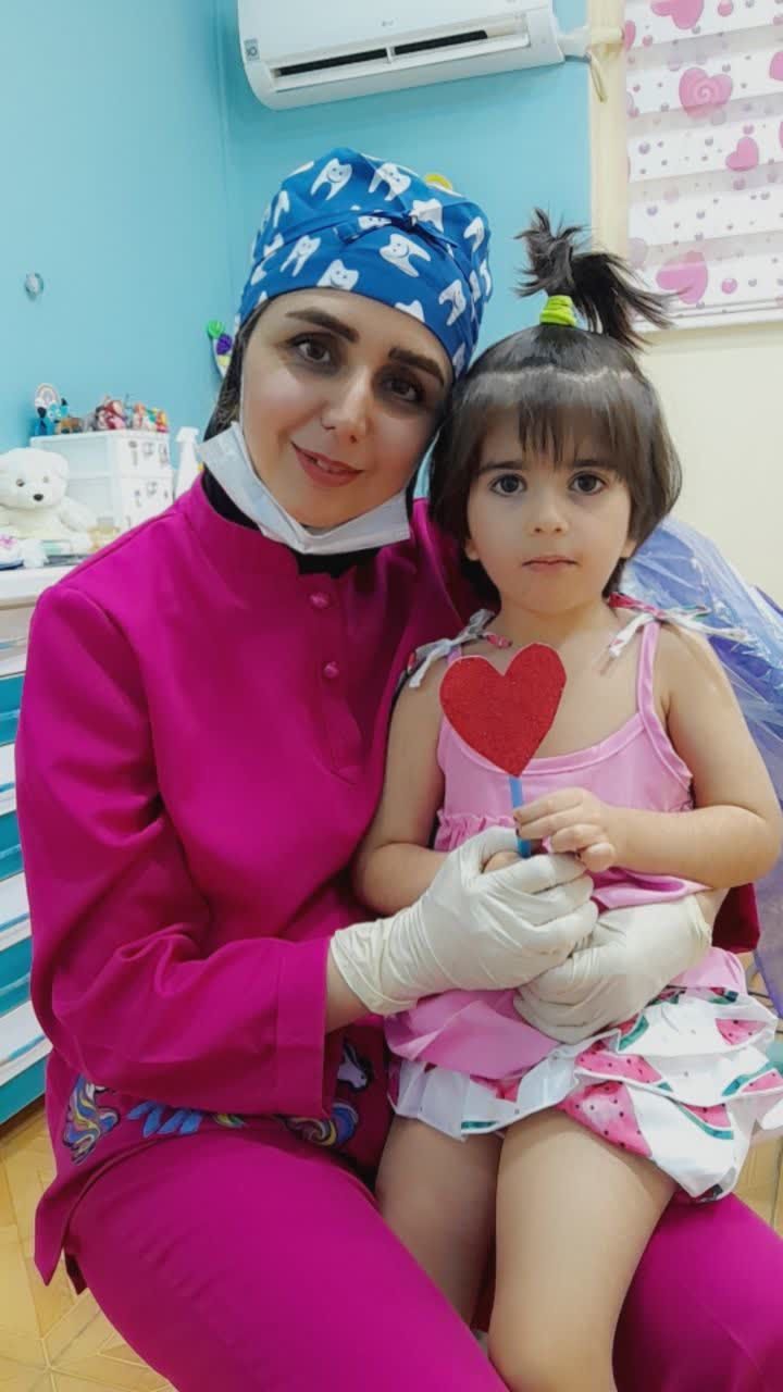 دکتر عاطفه شکیب