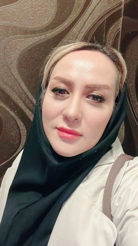فاطمه والائی فوق تخصص مغزواعصاب كودكان(دوره تکمیلی نوروسایکیاتری)رتبه برتر بورد تخصصی