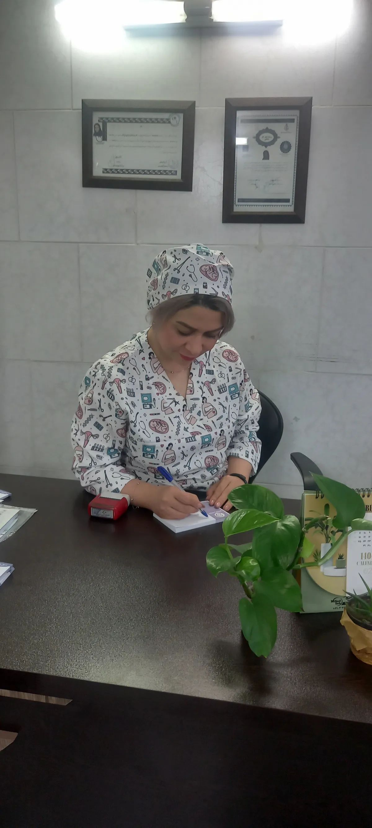 دکتر مدیحه رحمتی کارشناس مامایی