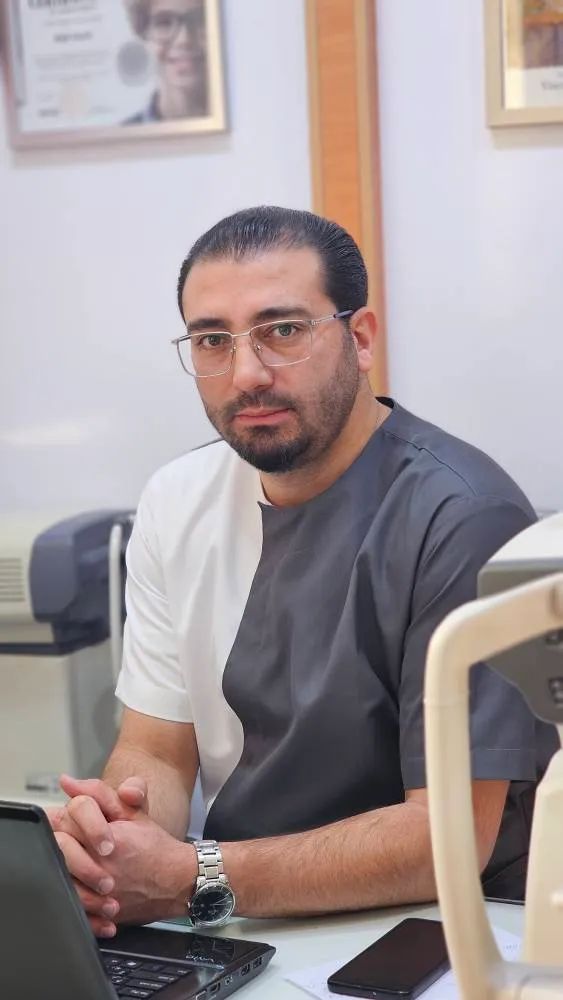 هادی ساسانی کارشناس بینایی سنجی