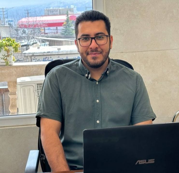 دکتر میثم تقوی