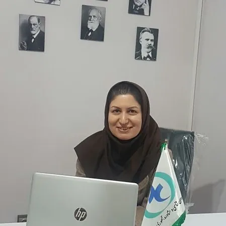 منا حبیبی مشاور تغذیه و رژیم درمانی, روانشناس بالینی