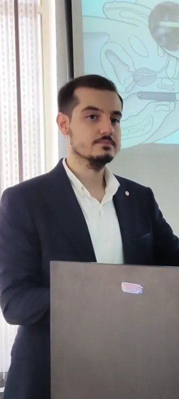 دکتر علی اسدیان دهکردی
